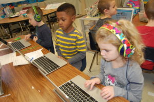 REnfro Students with Chromebooks