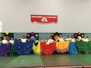 Kreitner Cinco de Mayo dancers